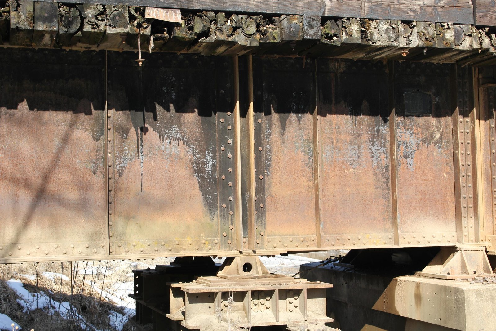 Joint above north helper bent